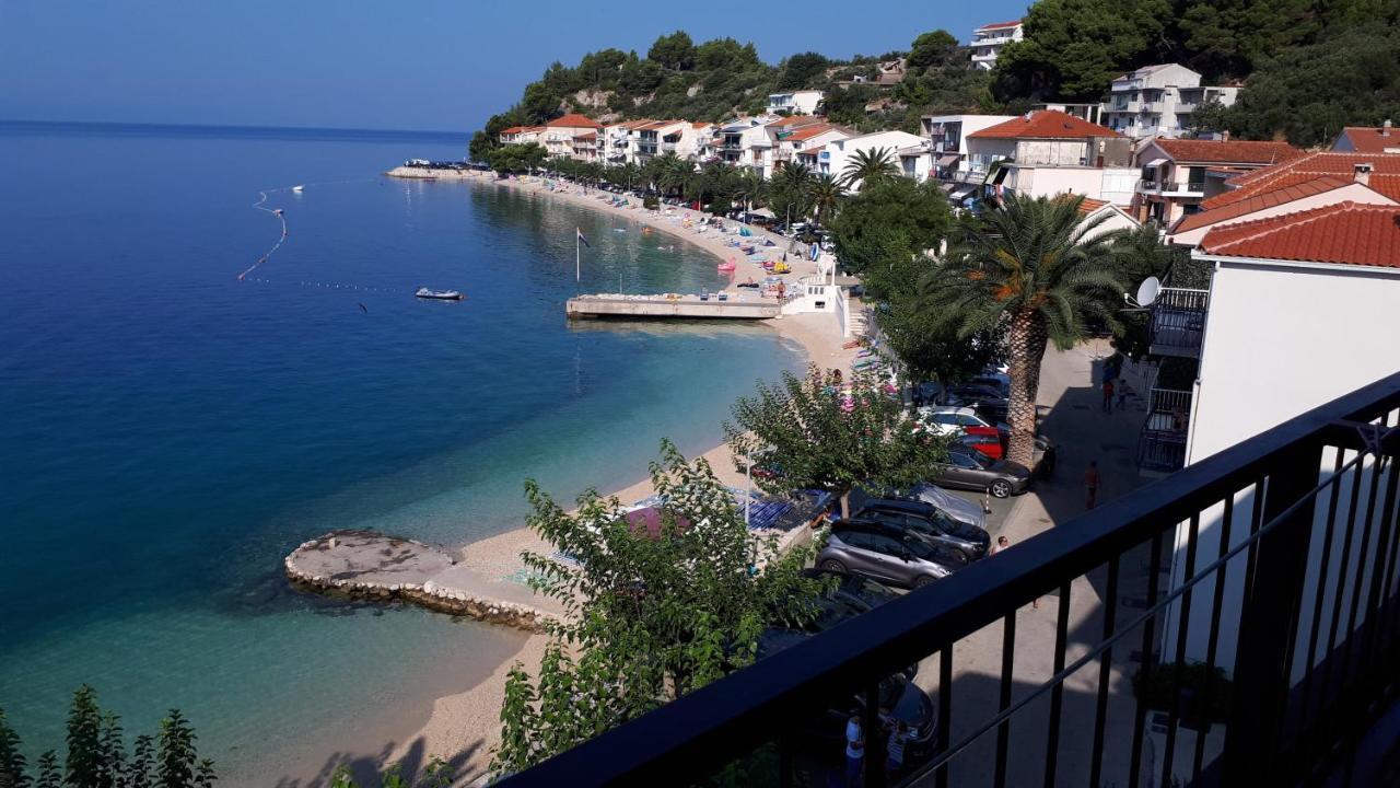 Beachfront Comfort Apartments Sinajko Podgora Exterior photo