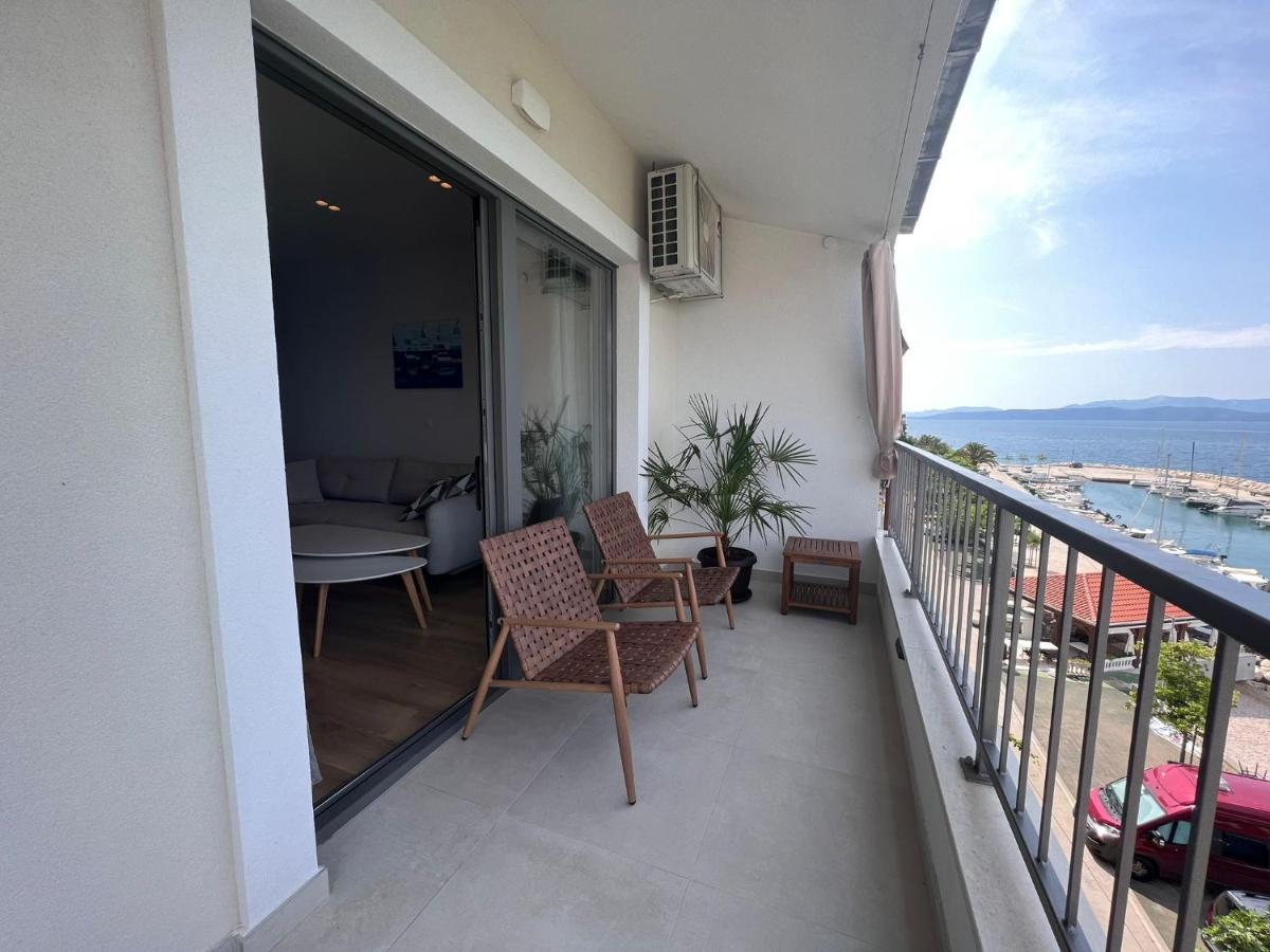 Beachfront Comfort Apartments Sinajko Podgora Exterior photo